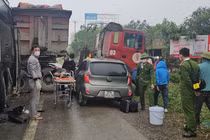 Tai nạn liên hoàn ở Nghệ An, 2 người thương vong 