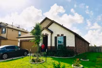 Ngắm ngôi nhà MC Đại Nghĩa tặng mẹ ở Mỹ