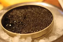 Vì sao trứng cá Caviar đắt đỏ bậc nhất hành tinh? 