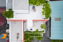 Ngôi nhà Hạ Long ngập nắng gió "nổi bần bật" trên báo Mỹ