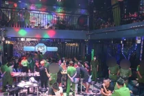 Ninh Bình: Đột kích quán bar phát hiện 57 người dương tính ma túy