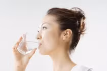 Chế độ ăn uống - sinh hoạt để bảo vệ giọng nói