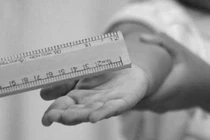 Bà Rịa – Vũng Tàu: Tạm đình chỉ giáo viên đánh bầm tím mông học sinh