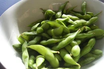 Thực hư đậu nành làm nữ hóa đàn ông, nguy cơ gây ung thư - Ảnh 1. Đậu nành là thực phẩm giàu vitamin nhóm B, chất xơ, chất khoáng và nhiều chất dinh dưỡng khác - Ảnh: PIXABAY