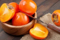 Những “đại kỵ” cần tránh khi ăn quả hồng để tránh ngộ độc, tắc ruột