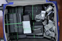 Bôi đen 1 triệu USD để chuyển ra nước ngoài