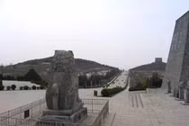 Lăng mộ Võ Tắc Thiên bất khả xâm phạm