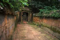 4 ngôi chùa xây bằng vật liệu lạ nhất Việt Nam