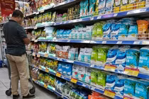 Bộ Công thương: Không nên tích trữ nhu yếu phẩm quá mức cần thiết