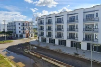 Đà Nẵng: Biệt thự tiền tỷ Eco Charm thành nhà hoang, cỏ mọc kín