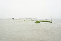 Bão số 5: Huế, Quảng Trị chìm trong biển nước