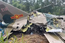 Máy bay Yak-130 được tìm thấy nhờ flycam chuyên dụng