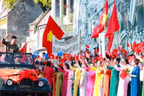 Hào hùng hình ảnh đoàn quân trùng trùng tiến về Hà Nội năm 1954 