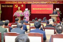 Gần 300 cán bộ ở Vĩnh Phúc tự nguyện xin nghỉ việc