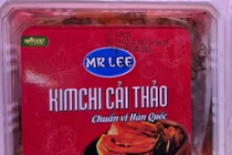 Một siêu thị ở Bắc Giang bán kim chi cải thảo hết hạn sử dụng 