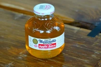 Thu hồi lô nước táo Martinelli’s tại 28 bang của Mỹ 