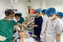 Giành lại sự sống cho bé trai 12 tuổi xuất huyết tiêu hóa nguy kịch