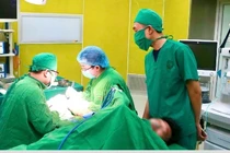 Tự ý tiêm thuốc, coi chừng biến chứng nguy hiểm