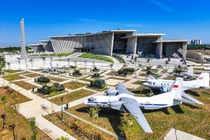 Khám phá Bảo tàng Lịch sử Quân sự Việt Nam ngày đầu mở cửa 