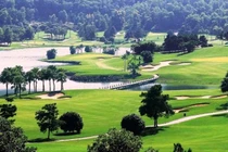 Vi phạm đất đai, xây dựng biệt thự, sân golf ở Ninh Bình