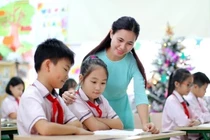 Cần mở rộng đối tượng miễn học phí, không chỉ con giáo viên