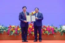Thủ tướng Phạm Minh Chính nhận danh hiệu Giáo sư danh dự Đại học Thanh Hoa