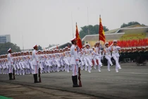 Đại tướng Nguyễn Tân Cương kiểm tra động viên các khối diễu binh