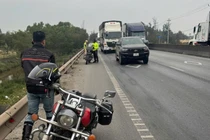 Tạm giữ dàn mô tô phân khối lớn vi phạm giao thông ở Quảng Bình