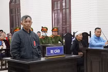 Sát hại bạn nhậu vì mâu thuẫn, người đàn ông lĩnh 19 năm tù