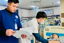 Sốt cao, nói nhảm, nôn nhiều... đi khám mắc viêm màng não mủ