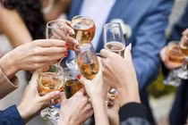 Cách thải độc cơ thể sau những buổi tiệc tùng