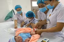 Đề xuất phụ nữ sinh con thứ hai được nghỉ thai sản 7 tháng