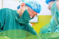 10 năm khổ sở chung sống với sa sinh dục được phẫu thuật giải thoát