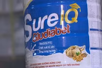 Chuyên gia chỉ dấu hiệu nhận biết sữa bột giả, tránh "tiền mất tật mang"