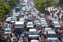 Hà Nội: Xe cá nhân gấp 10 lần tốc độ phát triển hạ tầng