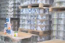 Triệt phá đường dây sản xuất 573 nhãn hiệu sữa bột giả ở Hà Nội