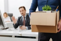 Suýt ly hôn vì chồng mất việc