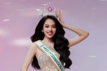 Hoa hậu Thanh Thủy mang tác phẩm "Lụa nàng Sen" đến Hoa hậu Quốc tế 2024 