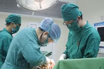 Nhập viện sinh con, sản phụ bất ngờ phát hiện ung thư cổ tử cung