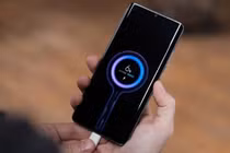 Realme sắp ra mắt công nghệ sạc nhanh nhất thế giới: 35 giây đạt 17% pin