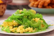 Điều gì xảy ra với cơ thể khi bạn ăn quá nhiều mướp đắng?