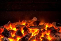 Đốt than trong nhà, 3 người ở Lạng Sơn nhập viện cấp cứu