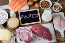 Điều gì xảy ra với cơ thể nếu tiêu thụ quá nhiều protein?