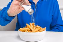 "Điểm mặt" 7 loại thực phẩm có thể gây "cản trở" khả năng hấp thụ canxi