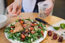 Bí quyết ăn sáng giúp phái đẹp điều hòa, cân bằng nội tiết tố