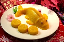 Trổ tài làm món bánh cá chép độc lạ cúng ông Công ông Táo