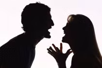 Bí quyết giúp các cặp đôi giảm bớt cãi vã, tổn thương trong tình yêu