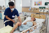 Uống cao chứa mã tiền chữa bệnh xương khớp, người đàn ông nhập viện cấp cứu