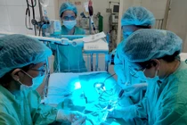 Kịp thời cứu sống trẻ sơ sinh bị vàng da tan máu nặng hiếm gặp