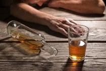 Đau tức bụng sau bữa rượu… đi khám phát hiện viêm tuỵ cấp